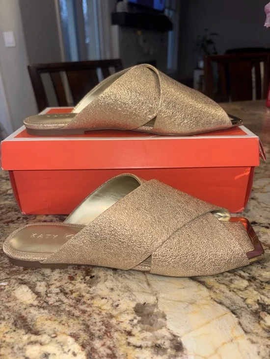 Katy Perry Checked In Slides Nib - Picture 2 of 9